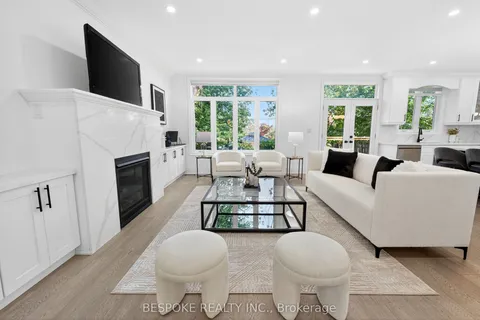 33 Maple Street, ON L1S 1V5