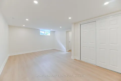 46 Flintwick Drive, ON M1P 4G9