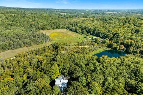 9500 Grasshopper Park Road, ON L1C 3K2