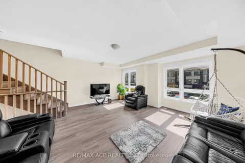 1344 Bradenton  Path, ON L1K 1A9