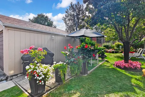 50 Karnwood Drive, ON M1L 2Z6