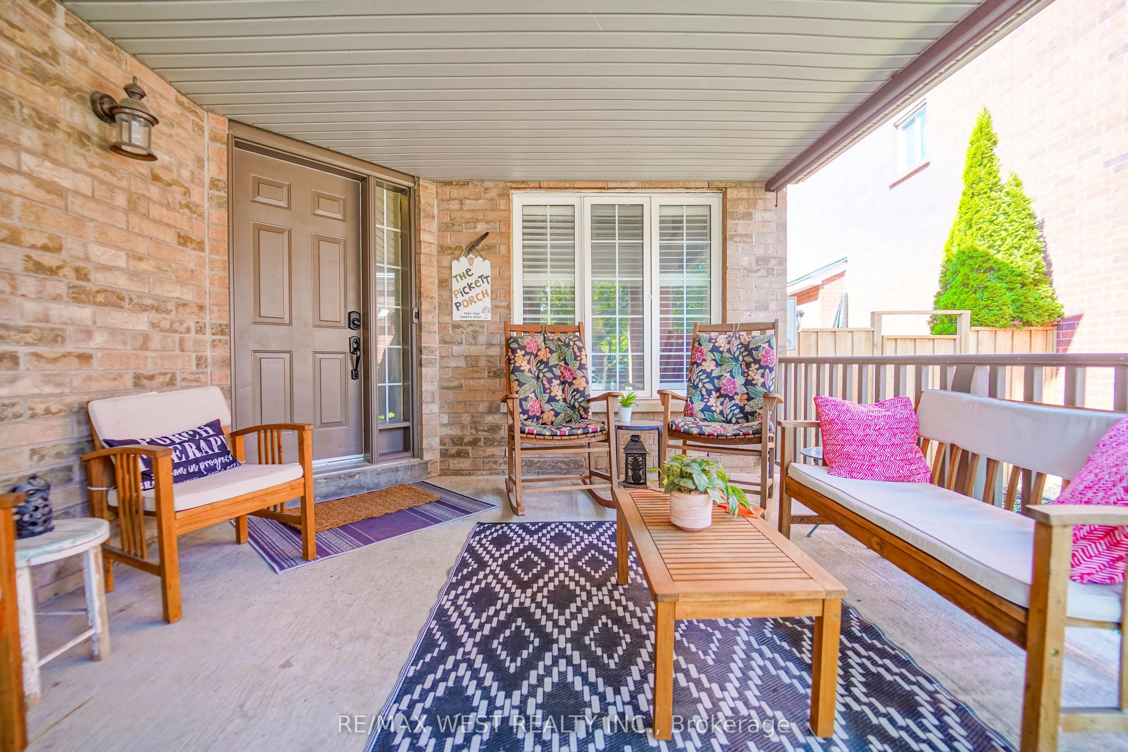 50 Gartshore Drive, ON L1P 1N6