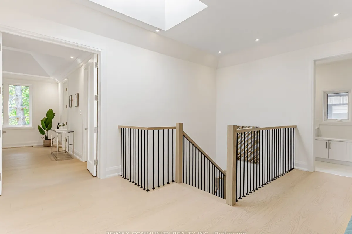 43 Sugarbush Square, ON M1C 3M6