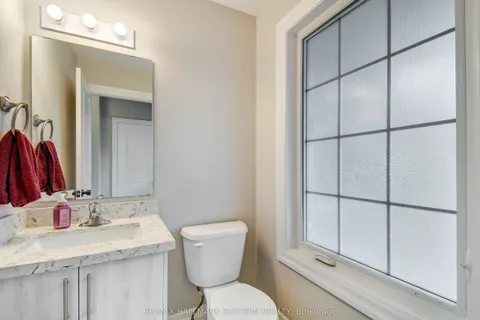 18 Durham Street, ON L1C 1H7