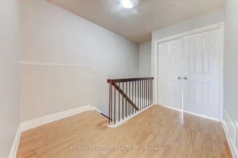 290 Braymore Boulevard, ON M1B 2H4