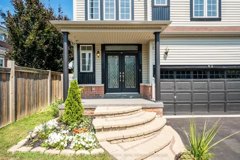 82 Vipond Road, ON L1M 2P2