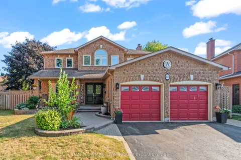 18 Headlands Crescent, ON L1R 1Z9