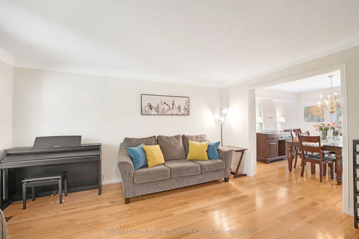 660 Whistler Drive, ON L1J 7N7