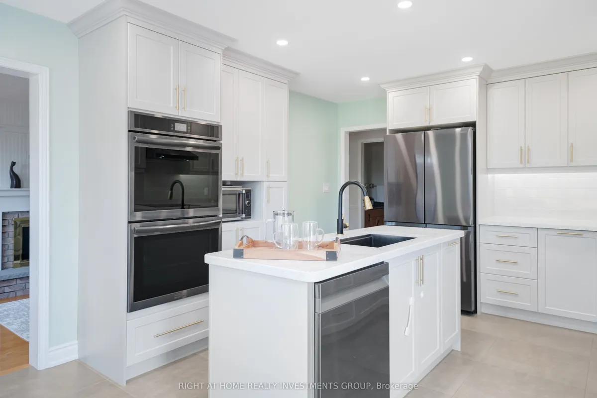 660 Whistler Drive, ON L1J 7N7