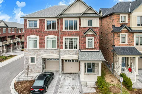 4 Healthcote Lane, ON L1Z 0V2