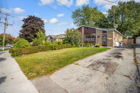 43 Porchester Drive, ON M1J 2R4