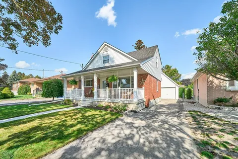 483 Nipigon Street, ON L1J 4P6