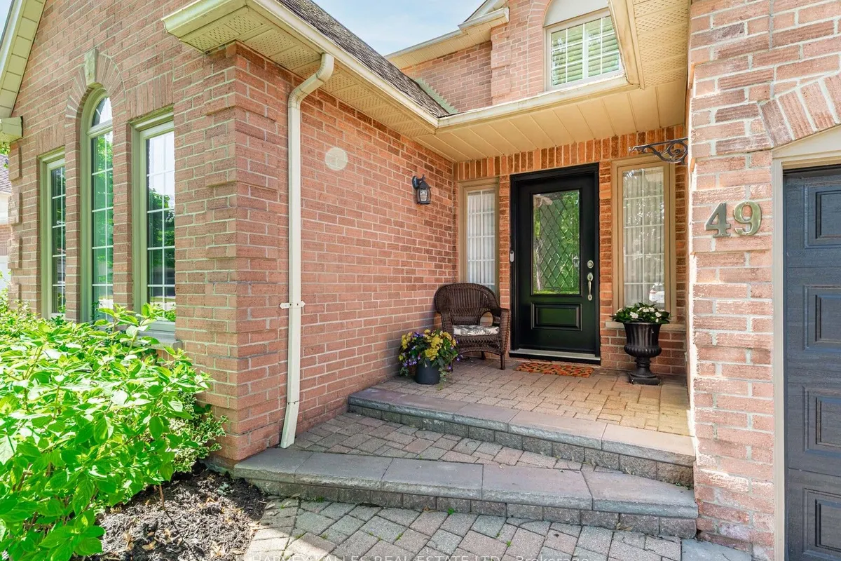 49 Rothean Drive, ON L1P 1L5