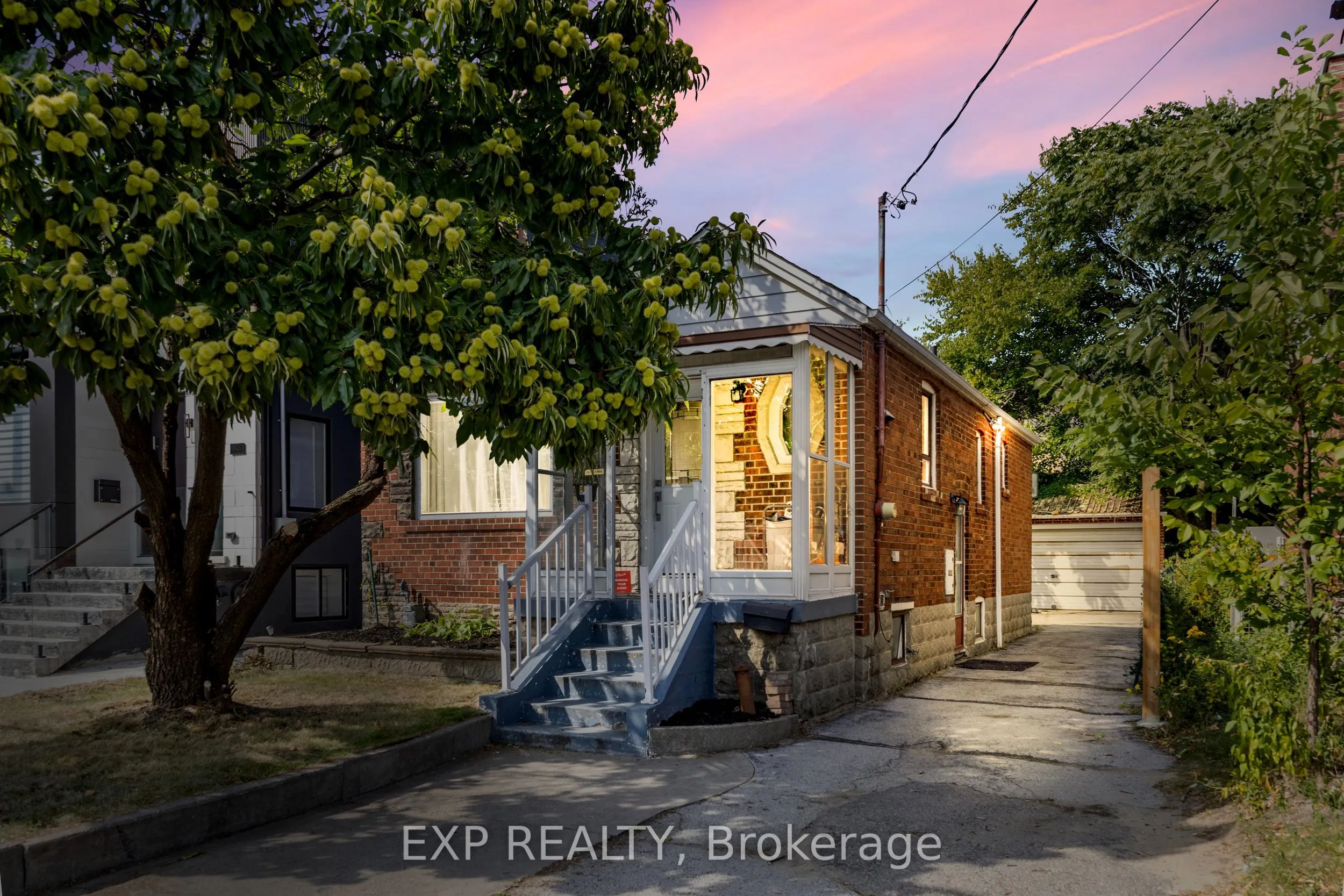 378 O'Connor Drive, ON M4J 2V7