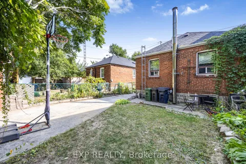 378 O'Connor Drive, ON M4J 2V7