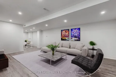 1561 Greenmount Street, ON L1X 2J1