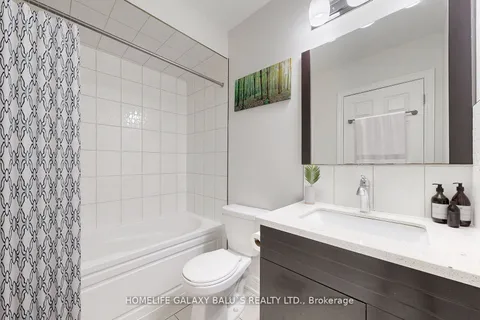 1561 Greenmount Street, ON L1X 2J1