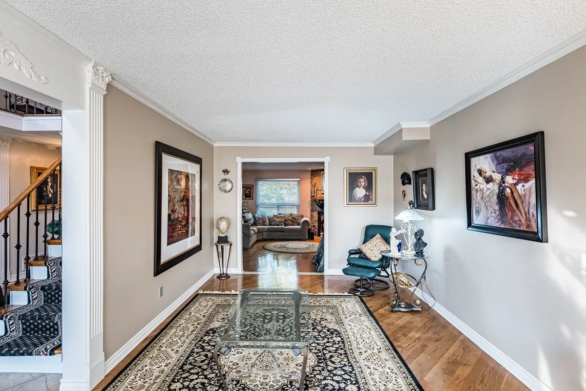 490 Old Harwood Avenue, ON L1T 3L1