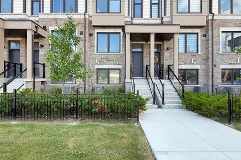 384 Okanagan Path, ON L1H 0B1