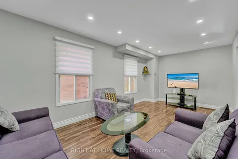 105 Hupfield Trail, ON M1B 4R5