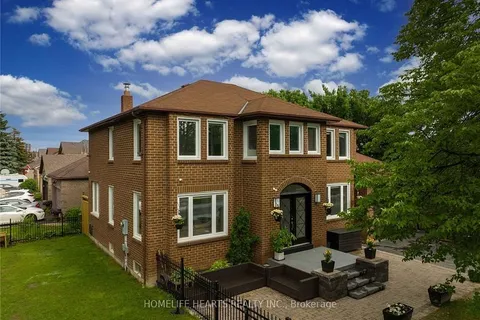 3 Radford Drive, ON L1T 1V9