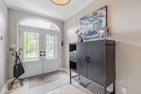 862 Baylawn Drive, ON L1X 2R9