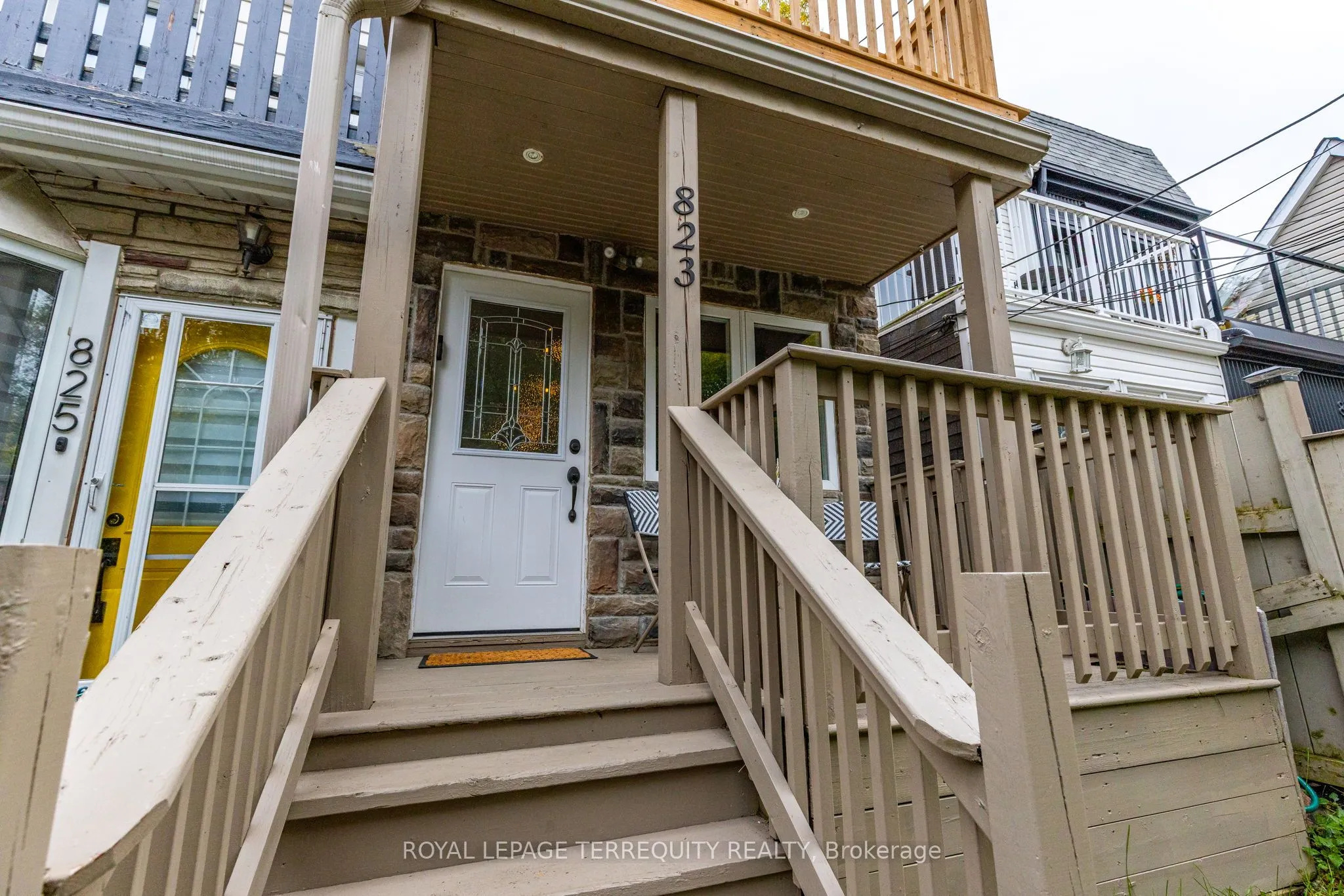 823 Craven Road, ON M4L 2Z7