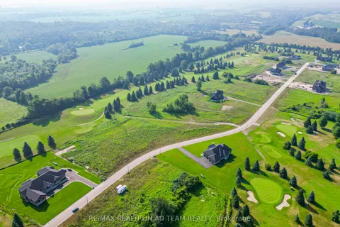 9 Franklin Crescent, ON L1M 1N1