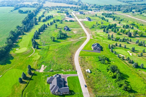 9 Franklin Crescent, ON L1M 1N1