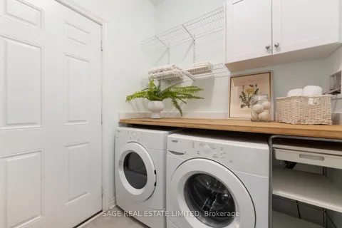 43 Bignell Crescent, ON L1Z 0P7