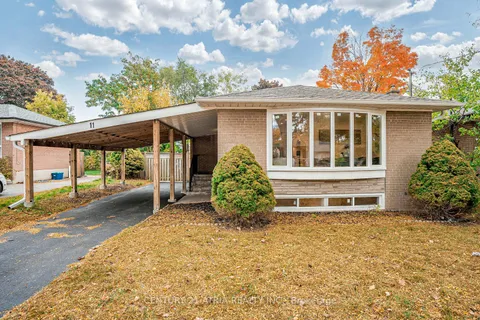 11 Valia Road, ON M1E 3V9