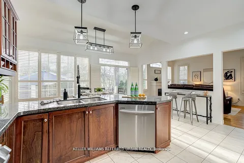 2 Thistledown Crescent, ON L1R 3P2