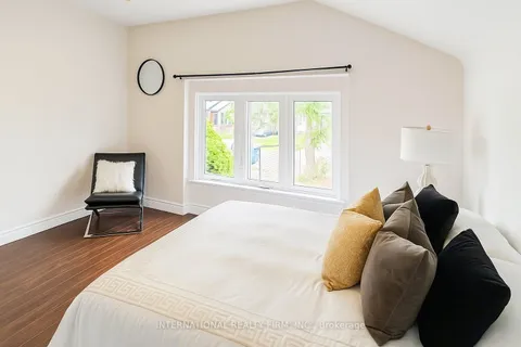 9 Benshire Drive, ON M1H 1M1