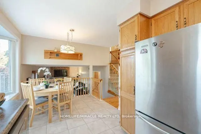 483 Labrador Drive, ON L1H 7G1