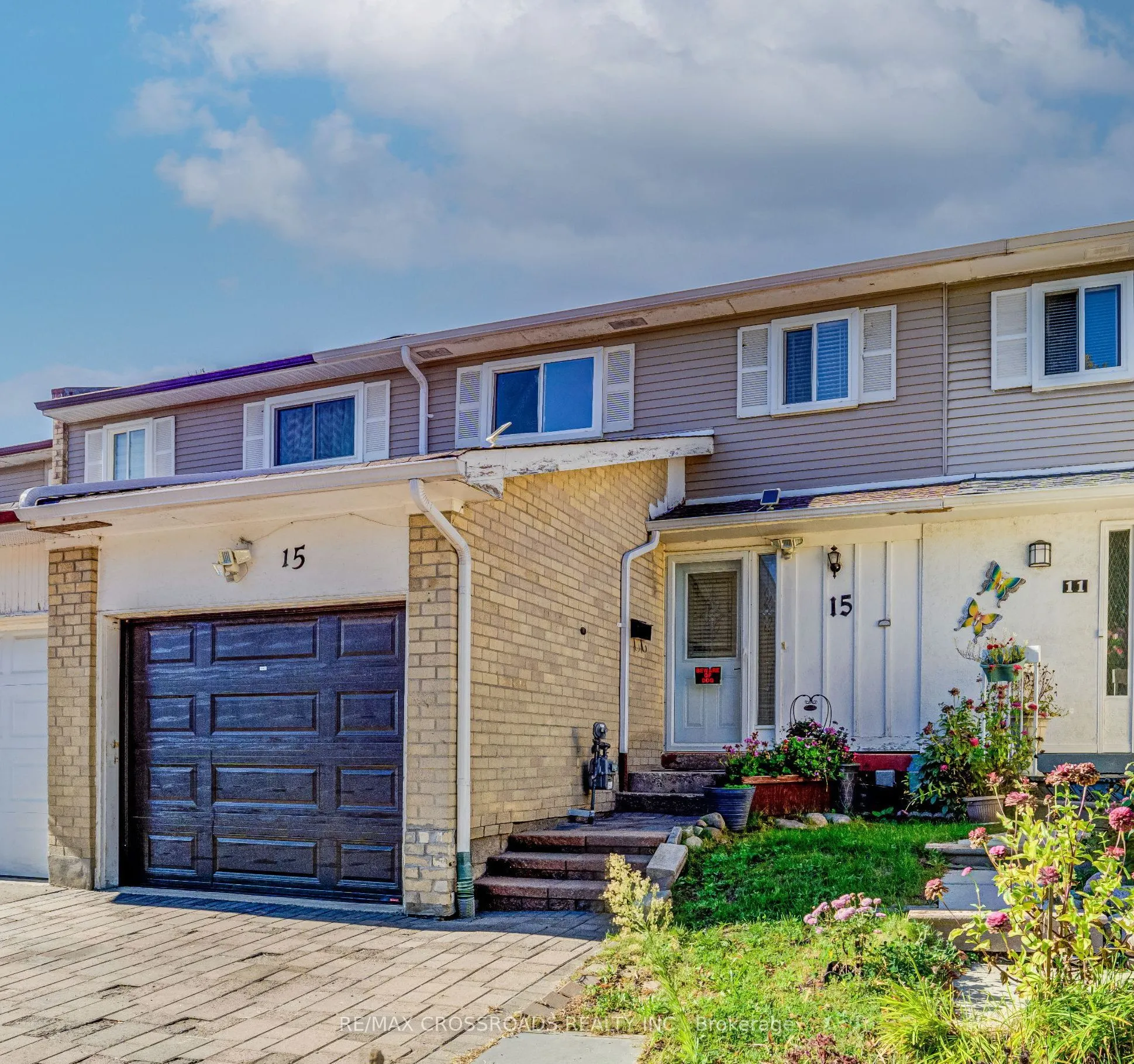 15 Lowry Square, ON M1B 1N7