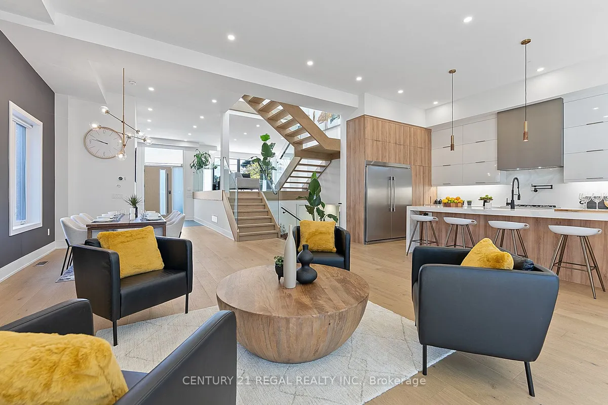 84 Bexhill Avenue, ON M1L 3C1