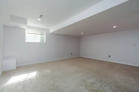 63 Laing Drive, ON L1P 0N6