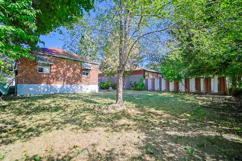 127 Flora Drive, ON M1P 1A7