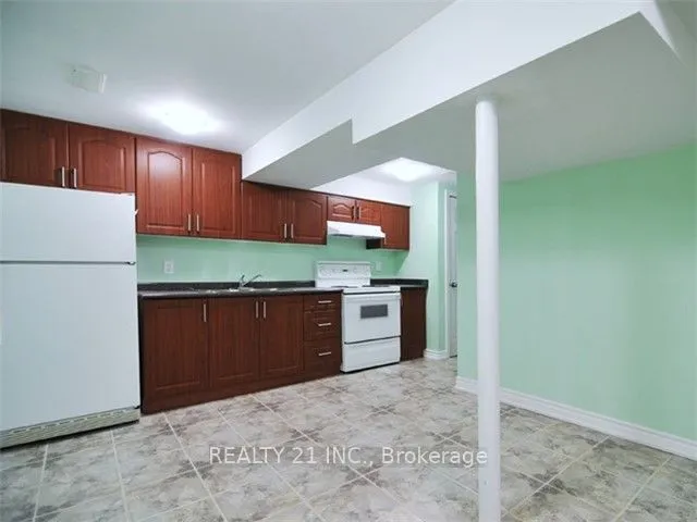 11 Heale Avenue, ON M1N 3X6