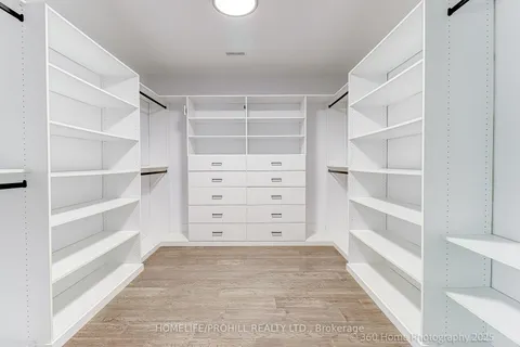 8 Honey Drive, ON M1R 3S4