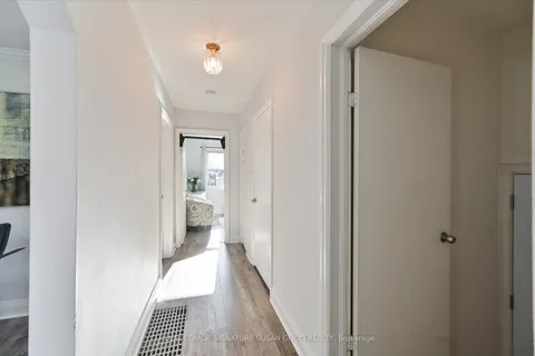 90 Meighen Avenue, ON M4B 2H7