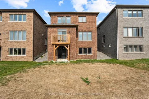 75 Ed Ewert Avenue, ON L1B 0W7