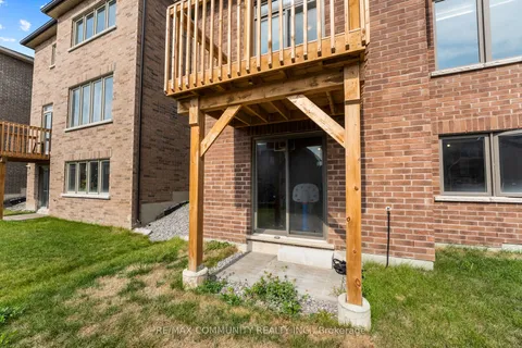 75 Ed Ewert Avenue, ON L1B 0W7