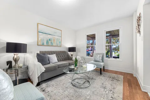 30 Chapman Drive, ON L1T 3C3