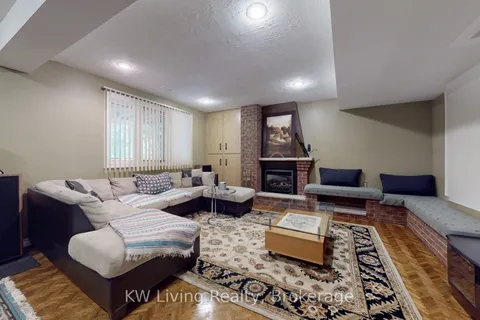 17 Woodvale Crescent, ON M4C 5N4