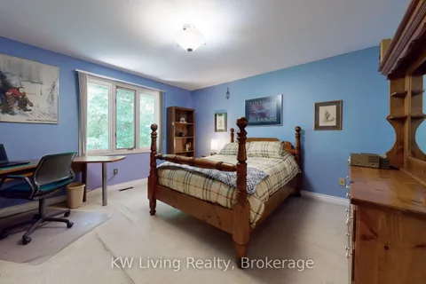 17 Woodvale Crescent, ON M4C 5N4