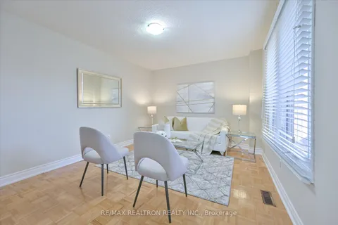 203 Glen Hill Drive, ON L1N 7J5