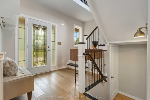 14 Amanda Avenue, ON L1M 1K4