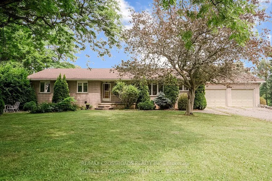 2292 Baseline Road, ON L1C 0Y1