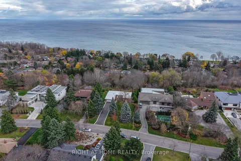 59 Hill Crescent, ON M1M 1J3